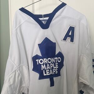 Michael Peca Toronto Maple Leafs jersey